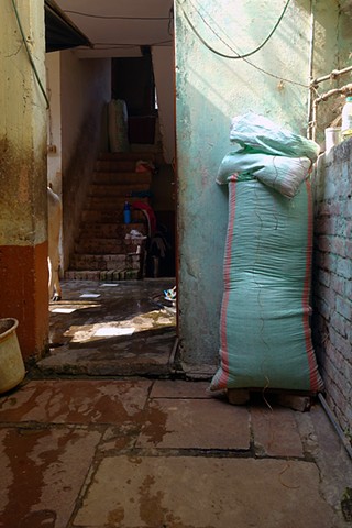 Complementary - Grain bag, Varanasi, 2018