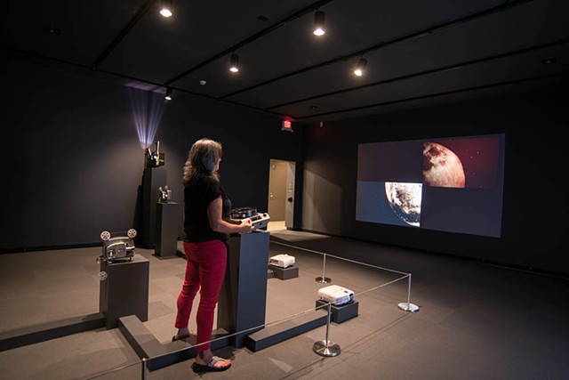 The artist with projectors