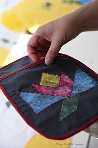 Secret Pockets of Women: Dukke