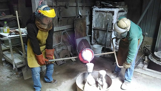 Pouring Bronze with Dexter Benedict at Fire Works Foundry