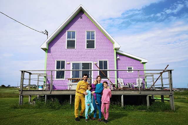 Sécher son linge prop' en famille! (maison mauve)