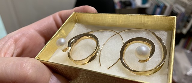 Earrings: 14k gold, fresh water pearls