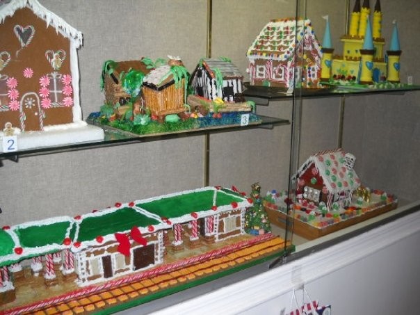 Rutherford Trainstation Gingerbread House