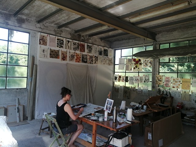 Atelier de dessin et de collage / Drawing and collage studio