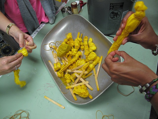 STUDENT WORK


Fiber and Paper Arts Club
Dyeing with Turmeric