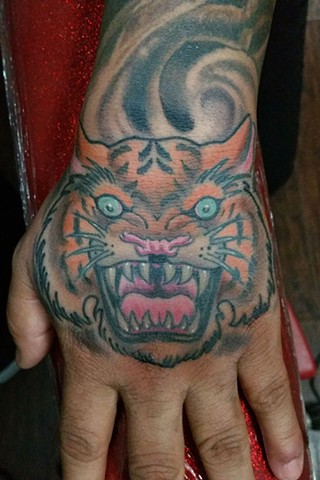 Animal Farm Tattoos Chicago Tatuajes Tiger Hand Tattoo