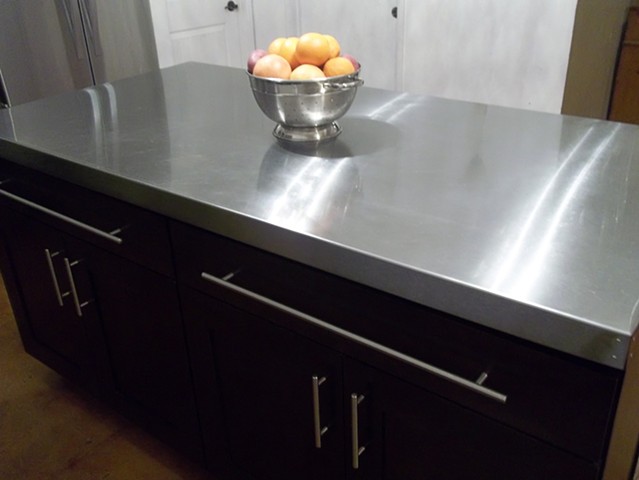 STAINLESS COUNTERTOPS