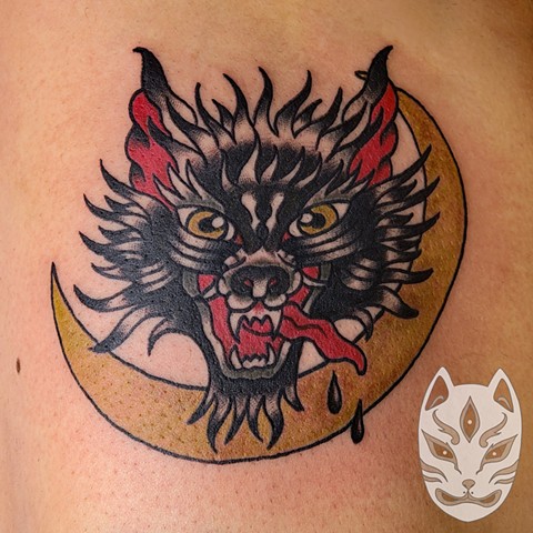 Traditional wolf with moon tattoo by Gina Matuo of Copper Fox tattoo in Kissimmee Orlando Florida 