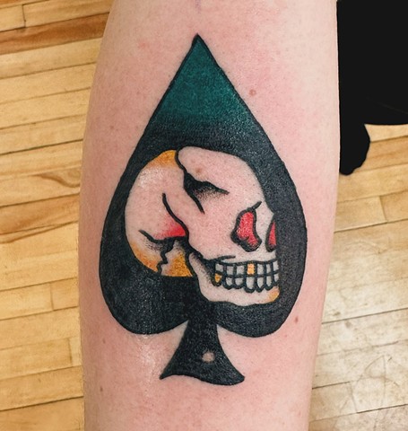 Skull tattoo, spade tattoo, tattooshops near disney, Kissimmee tattooshop 