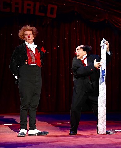 Tom Dougherty (left) - Clown
appearing at the Monte Carlo Intenational Festival of Circus