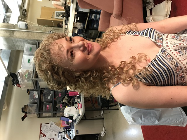 Fitting photo Passion wig 