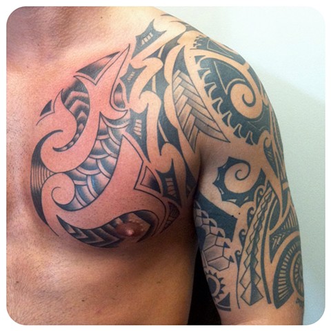 freehand black tribal arm tattoo by shawn patton 