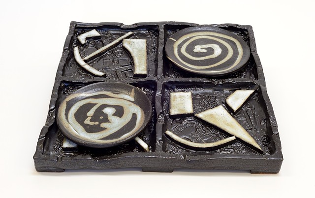 Black & White Abstract Tray w/ Plates (alt. view)