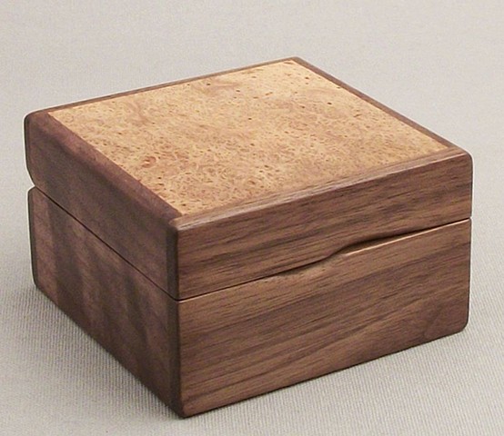 custom, inlaid, hinged boxes, gift boxes, decorative boxes