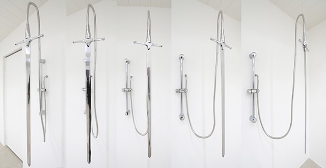 La spada nella doccia – The Sword In The Shower

Exhibited at "Bloody Cheque – Elio Ticca", curated by Anna Oggiano. 
Spazio E_Emme, Cagliari, December 2019