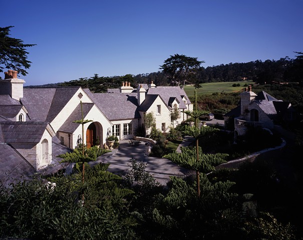 STONE HOUSE FRONT AERIAL