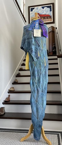  Large Knitted Leaf Patterned Shawl