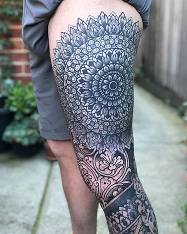 Mandala geometric pattern by Alvaro Flores Tattooer at La Flor Sagrada Tattoo Melbourne