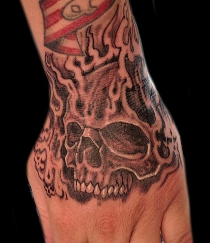 Skull hand