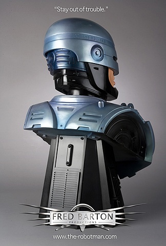 RoboCop bust (painted) Back