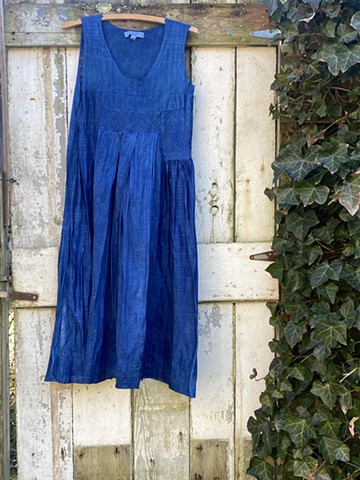 sarah capshaw natural dyes indigo dyer