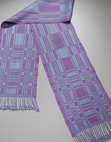 Handwoven scarf in traditional pattern