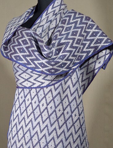 Handwoven Turned Beiderwand shawl in point twill block design.