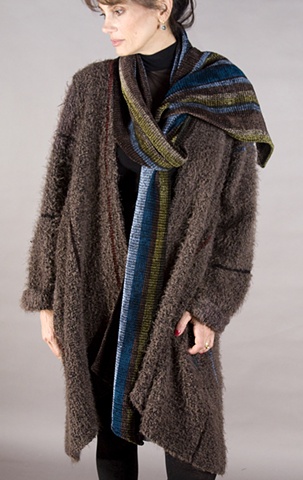 Handwoven coat of "cloud" microfiber and rayon chenille