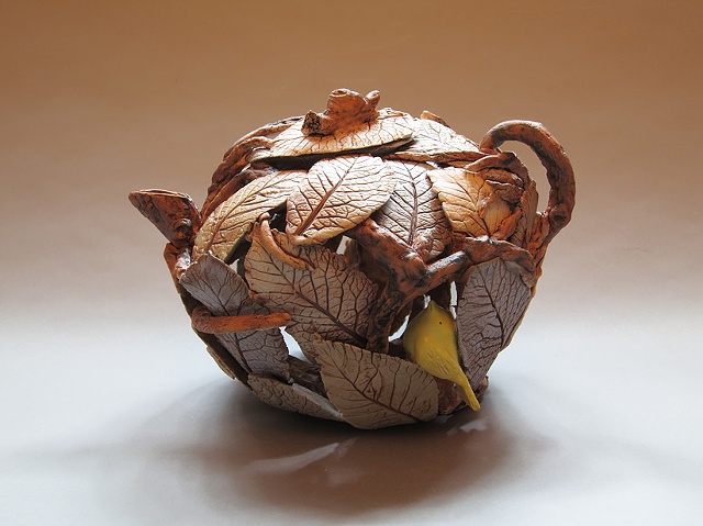 Teapot sculpture
