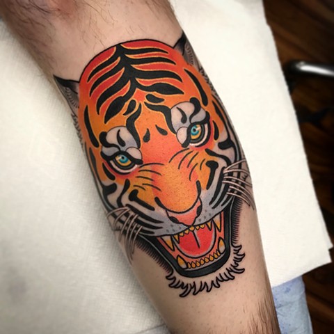 tiger tattoo by dave wah at stay humble tattoo company in baltimore maryland the best tattoo shop and artist in baltimore maryland