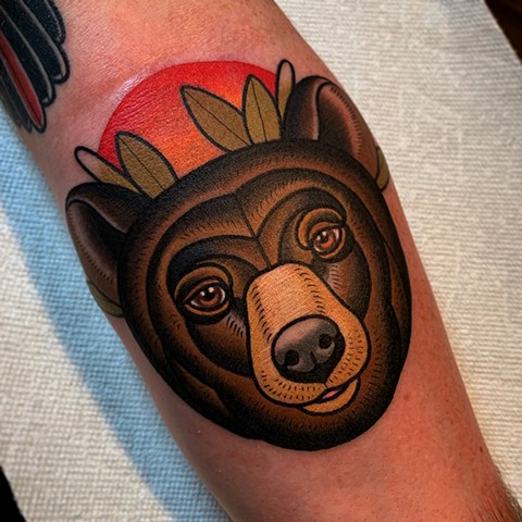 bear tattoo by tattoo artist dave wah at stay humble tattoo company in baltimore maryland the best tattoo shop in baltimore maryland