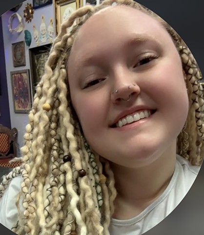 Kiah Strus (@piercings_by_kiah)