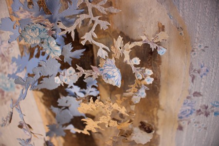 La Chambre Bleu
Installation (wallpaper, paint, insect pins)