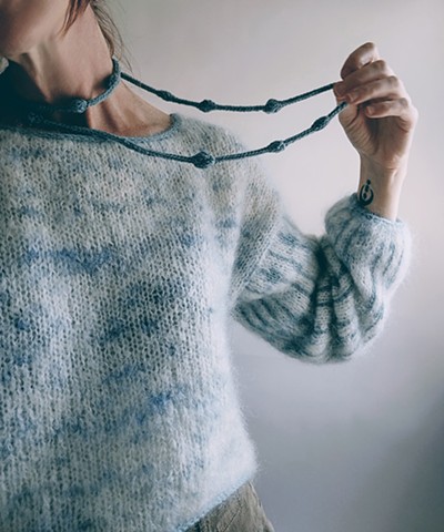 Jennifer Brou wimmona knit design artist 