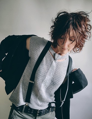 Jennifer Brou tie top knitwear artist