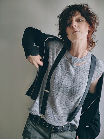 Jennifer Brou tie top knitwear artist