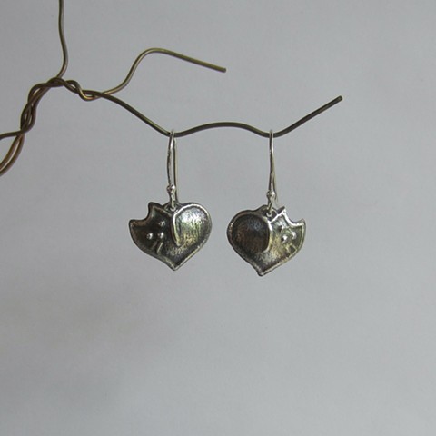 Silver Cat Love earrings