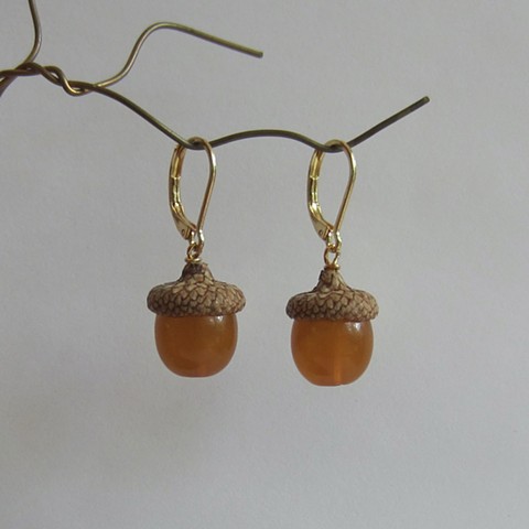 Acorn earrings 1