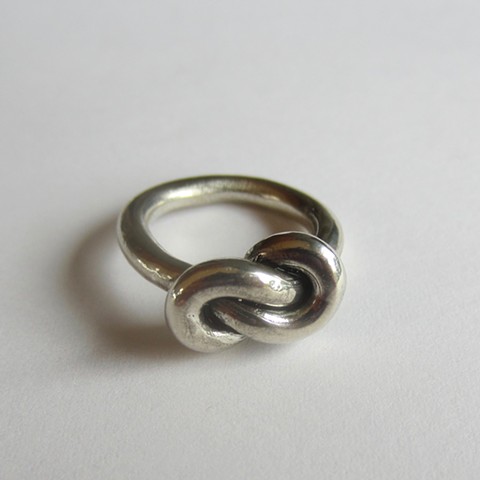 Thick Knot ring