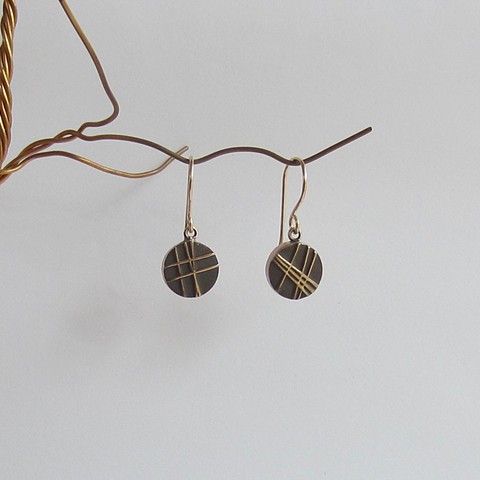 Circles with Golden Wires earrings