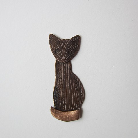 Fancy Etched Cat pin