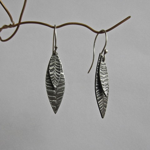 Double-Leaf earrings
