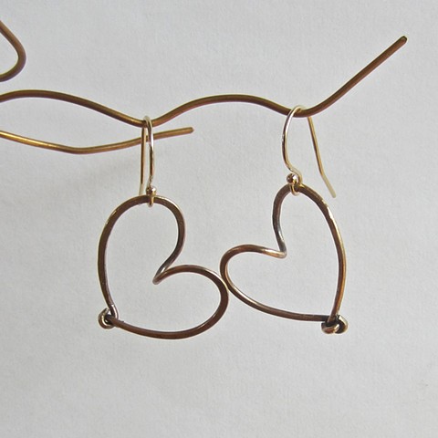 Wired Hearts earrings