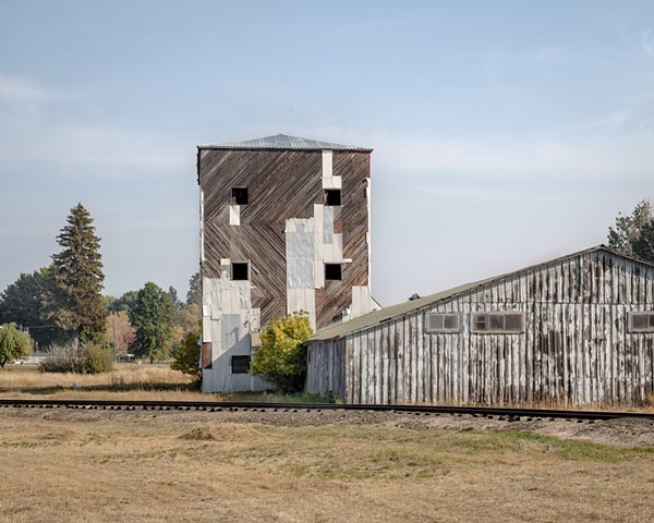 Distressed Storage Building, Elgin, Oregon