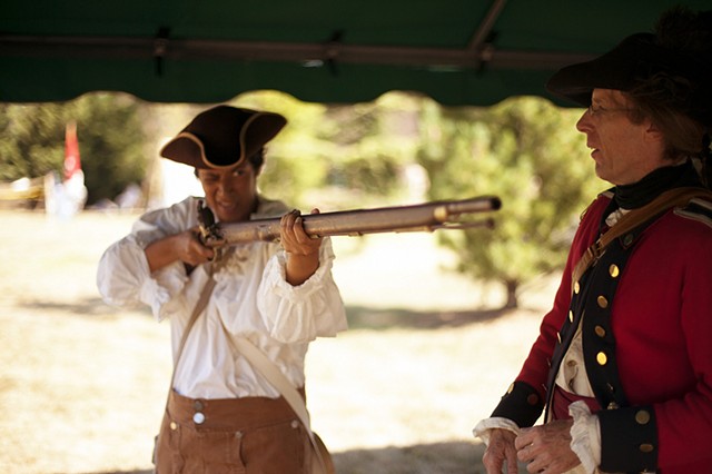 Battle of Brooklyn (Learning to shoot a musket from a Redcoat)