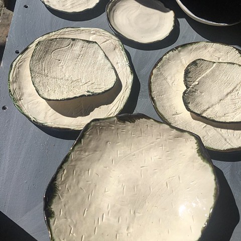 Burlap porcelain plates