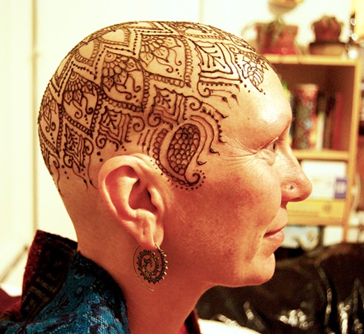 Henna Crown