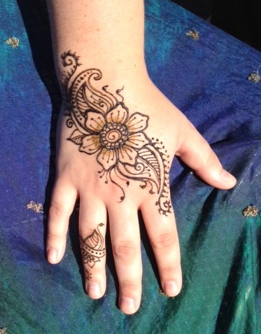 Floral Henna hand design