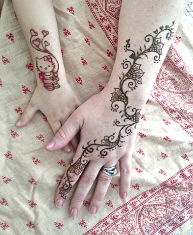 Mother and daughter Henna Hands