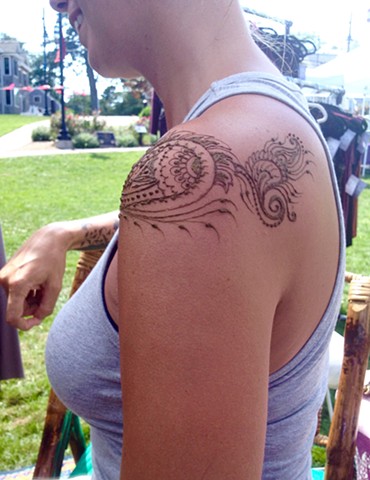 Henna Shoulder Tattoo Side View